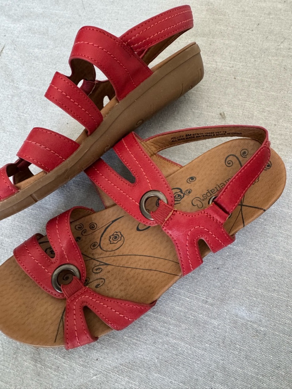 Bare Traps Jollity Red Sandals 8 - Picture 2 of 4